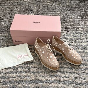 Pertini Women's Blush Pearl Studded Loafers Size 6